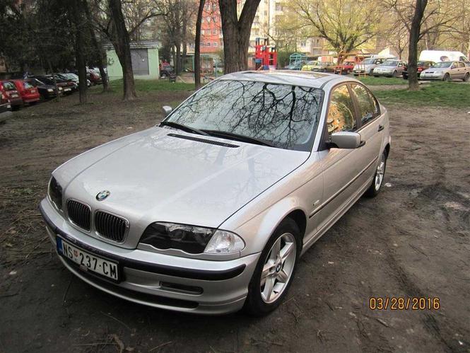 BMW 320 -01