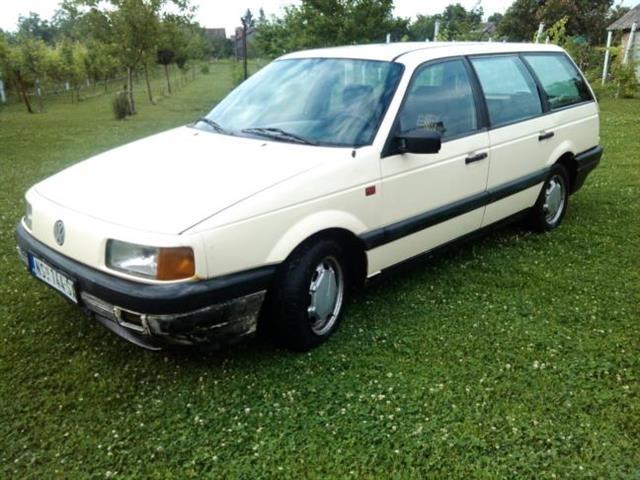 VW-Passat--92