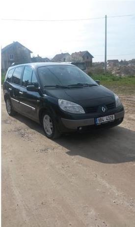 Renault-Grand-Scenic-1-9-DCI--06