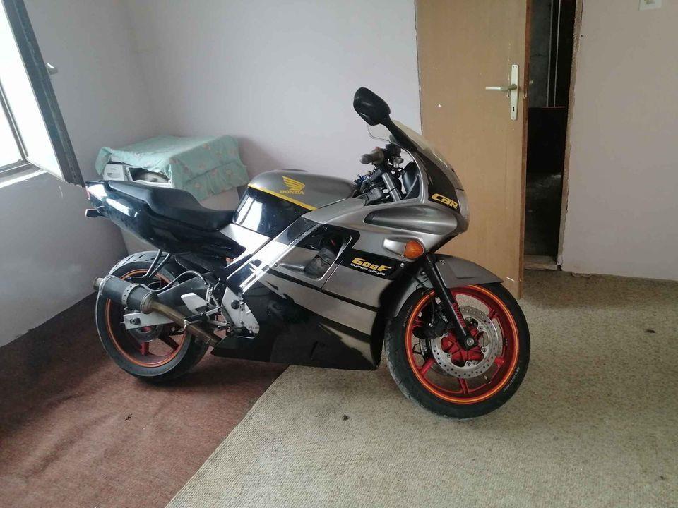 Honda-cbr-600