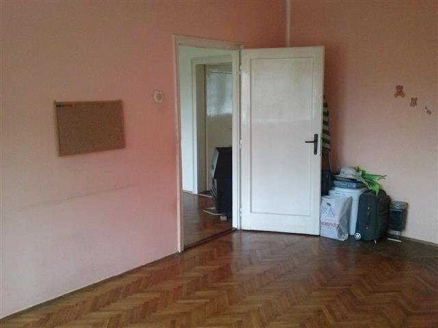 Stan-86-m2-u-centru-Leskovca-