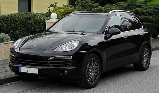 Porsche-Cayenne-turbo--05