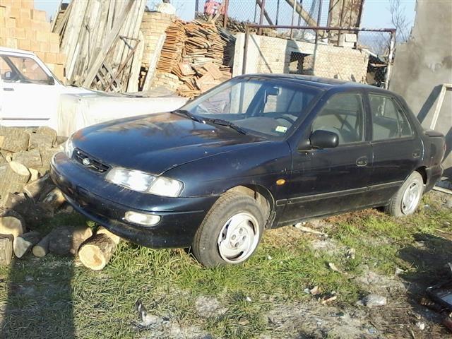 Kia-Sephia--96