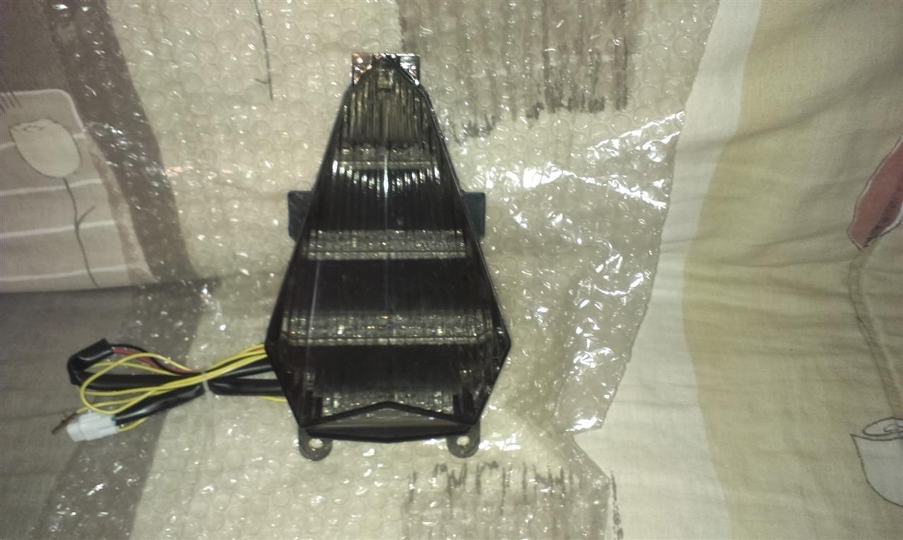 Led-stop-svetlo-Yamaha-R6-2006+