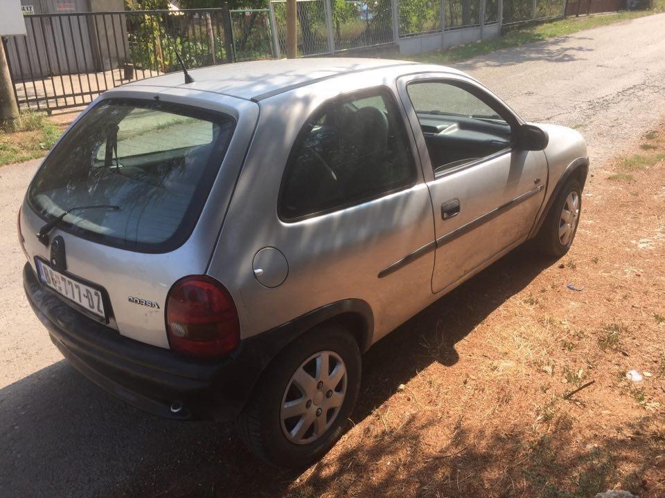 Prodajem-auto