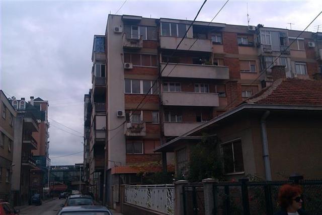 Stan - strogi centar
