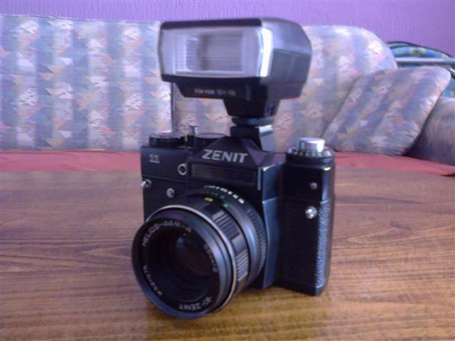Fotoaparat-Zenit-11