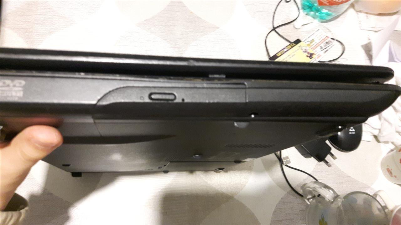 ASUS-k50c