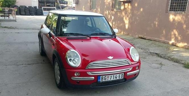 Mini Cooper 102000 prava km -03