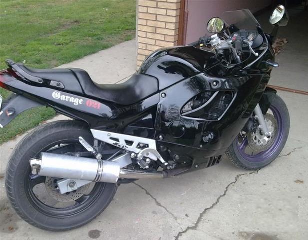 Suzuki gsx600f