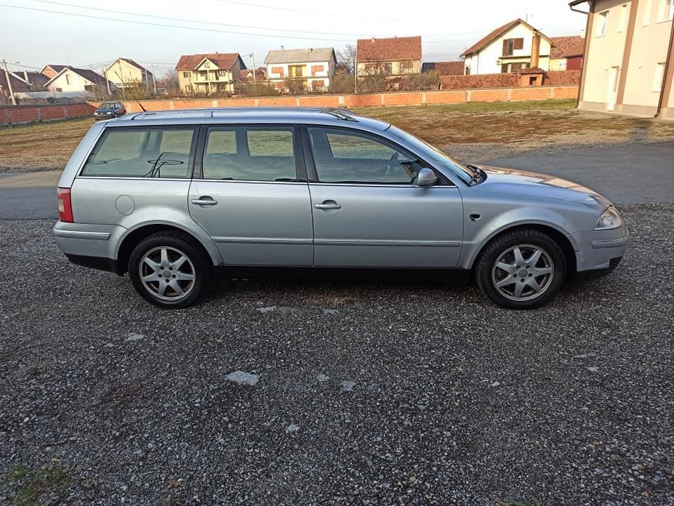 Passat-B5+-2-5tdi-u-delovima