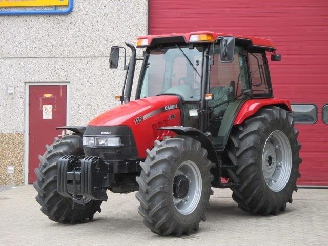 TRAKTOR-CASE-IH-JXU-115