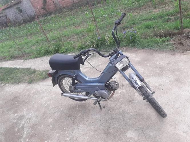 Tomos
