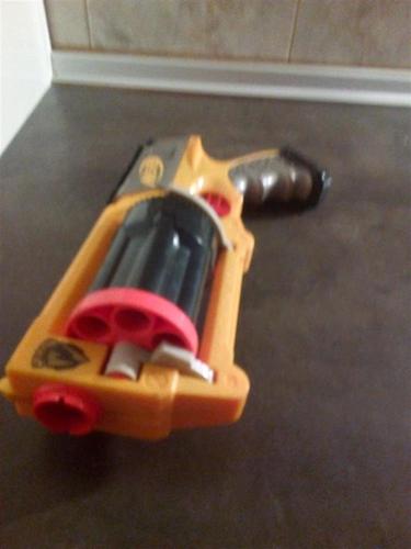 Nerf Pistolj