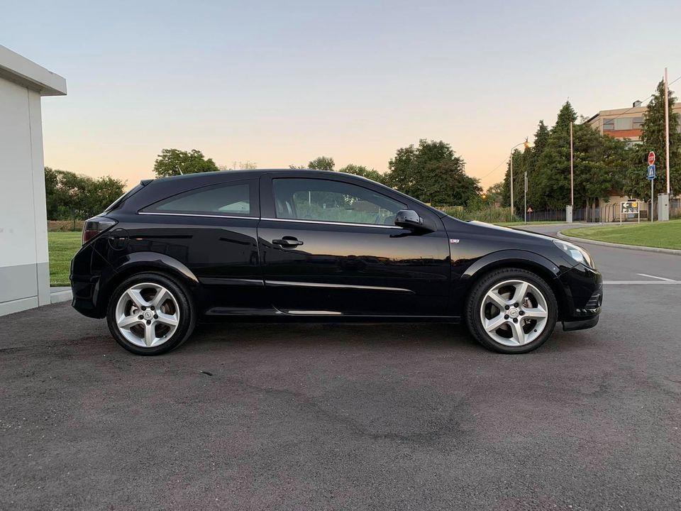 Opel-astra-GTC