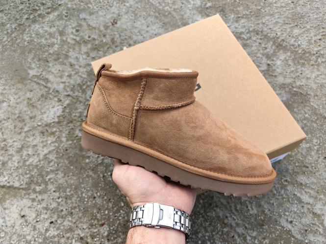 UGG Ultra Mini