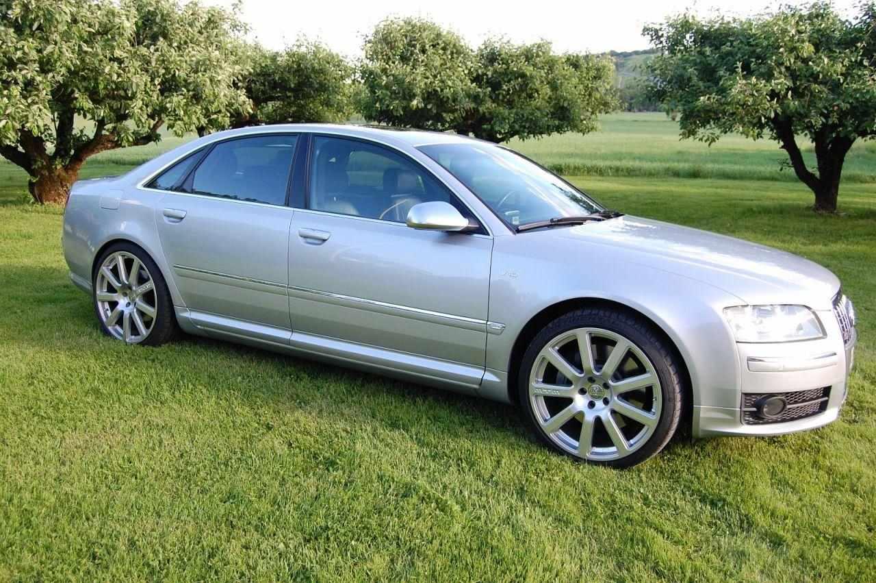 Audi-S8