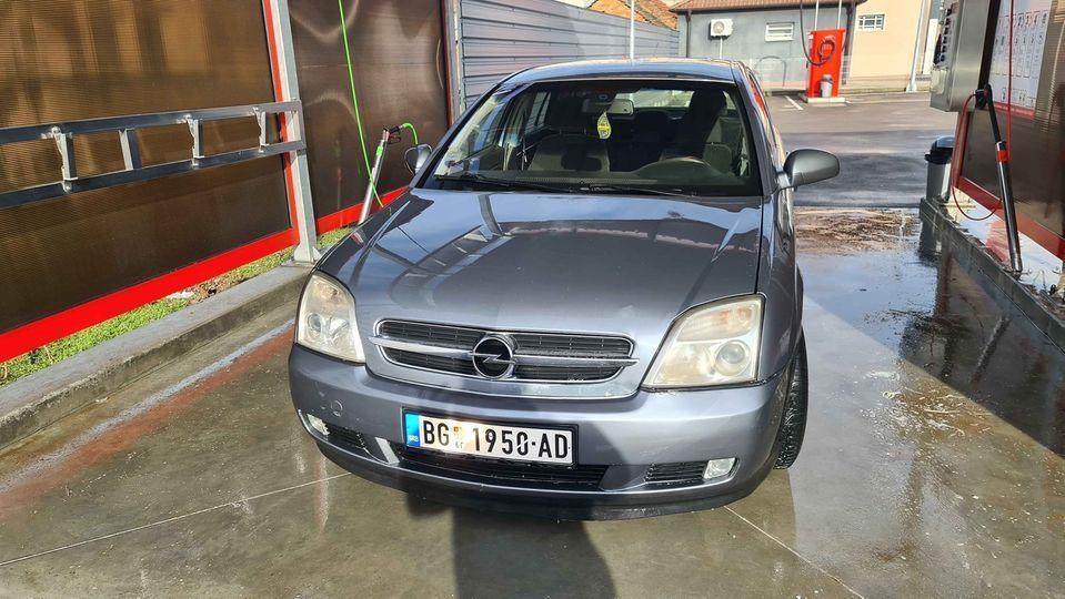 Vektra-c-odlicno-stanje