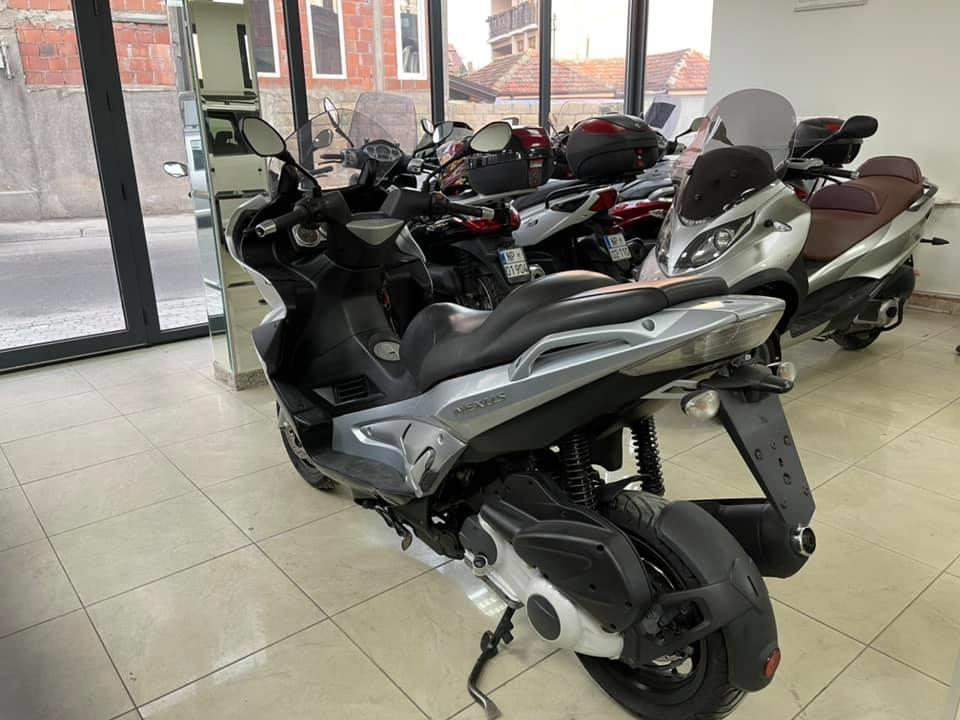 Gilera-Nexus-250ie