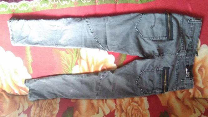 Muske pantalone
