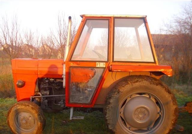 Traktor IMT 542