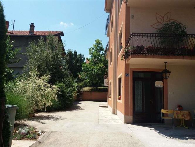 Nela Apartmani