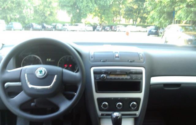 Skoda-Octavia-nova--10-