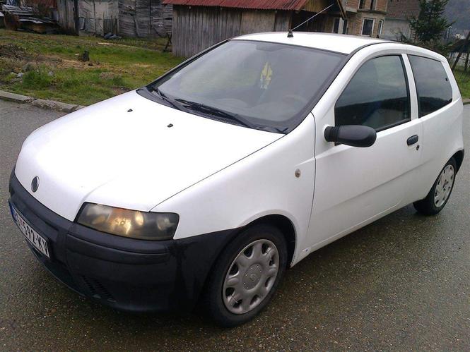 Fiat Punto -02