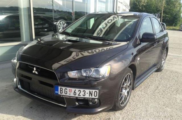 Mitsubishi Lancer Evolution X -11