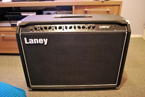 Laney LV300 Gitarsko Pojačalo