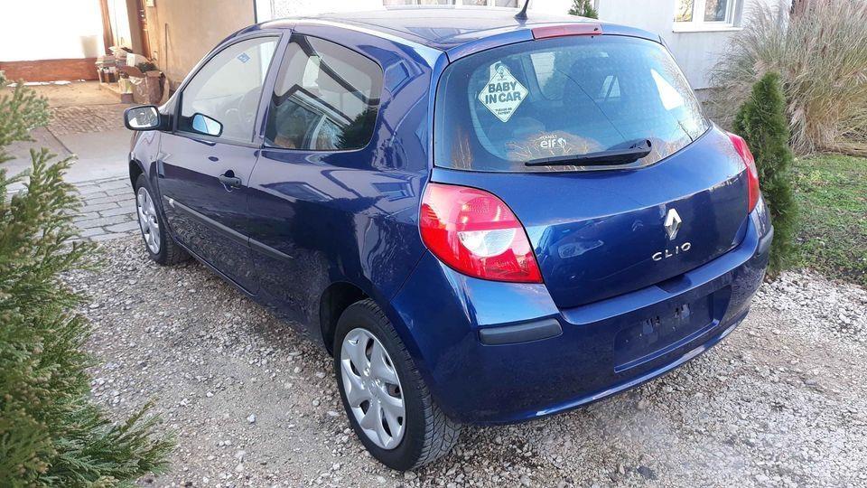 Renault-Clio-1-5dci