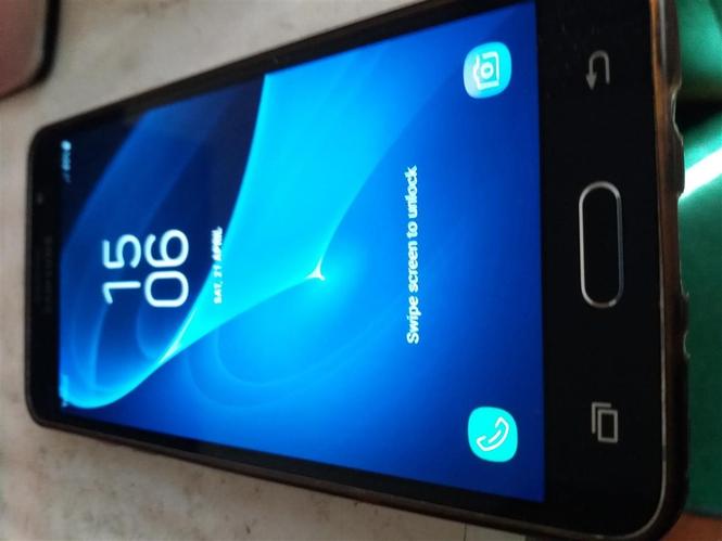 Samsung j5