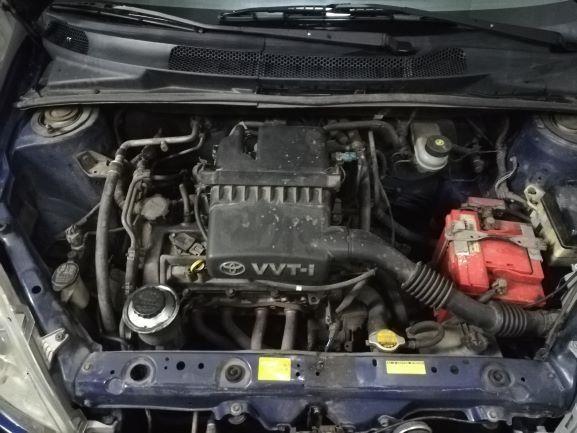 Toyotu-Yaris-