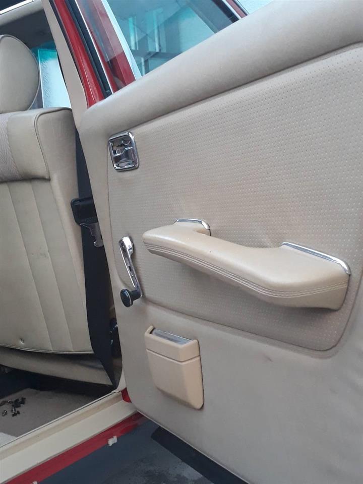 Mercedes-W123