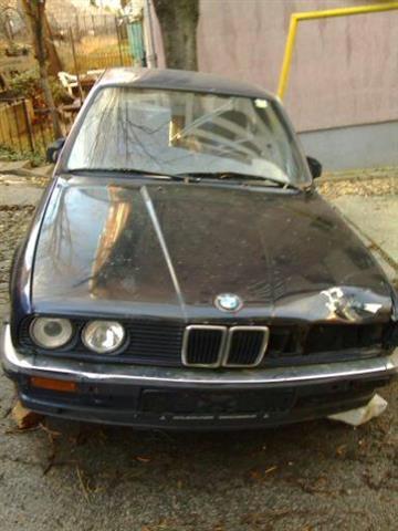 BMW 318 M10 - 87