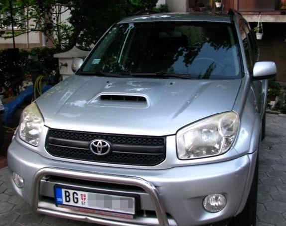 Toyota-RAV-4--03
