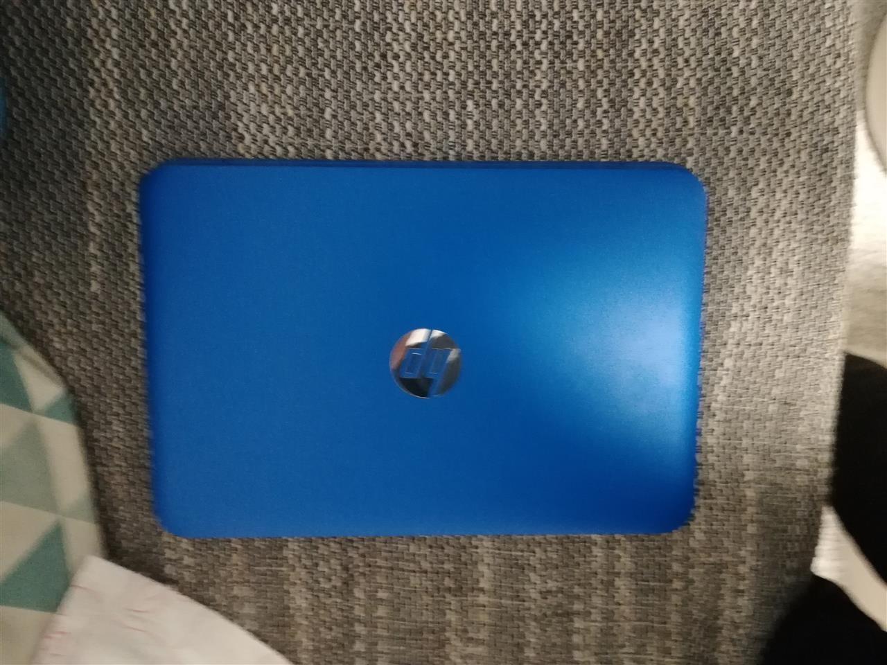 Lap-Top-HP-stream