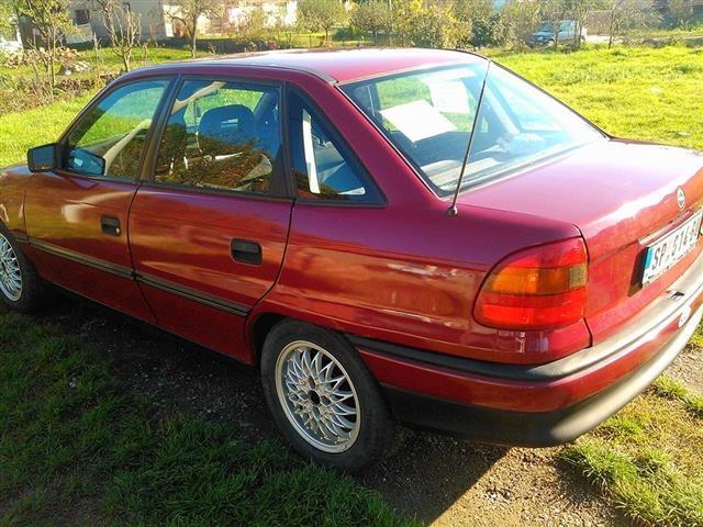 Opel-Astra--92