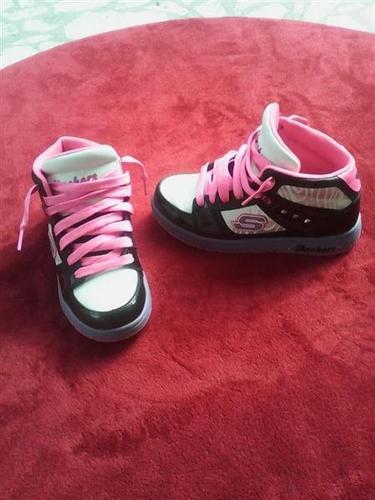 Skechers