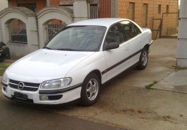 Opel Omega 2.0 16V -97