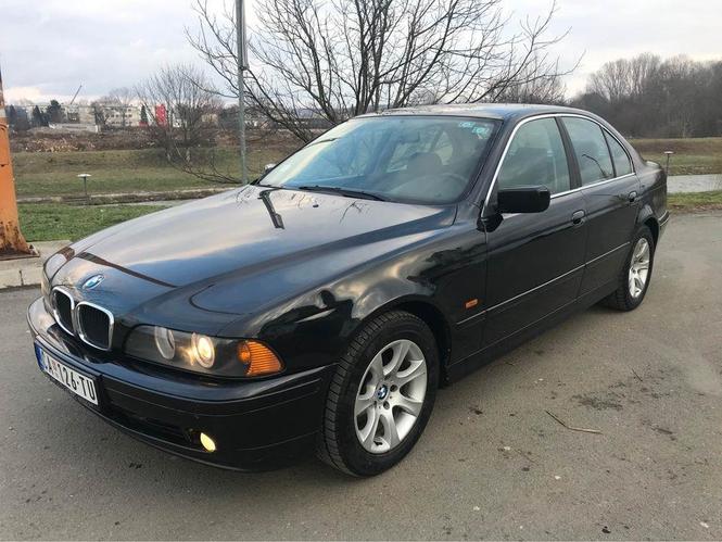 BMW 520d 2001 restyling