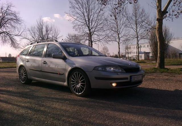 Renault Laguna 1.9 dci -02