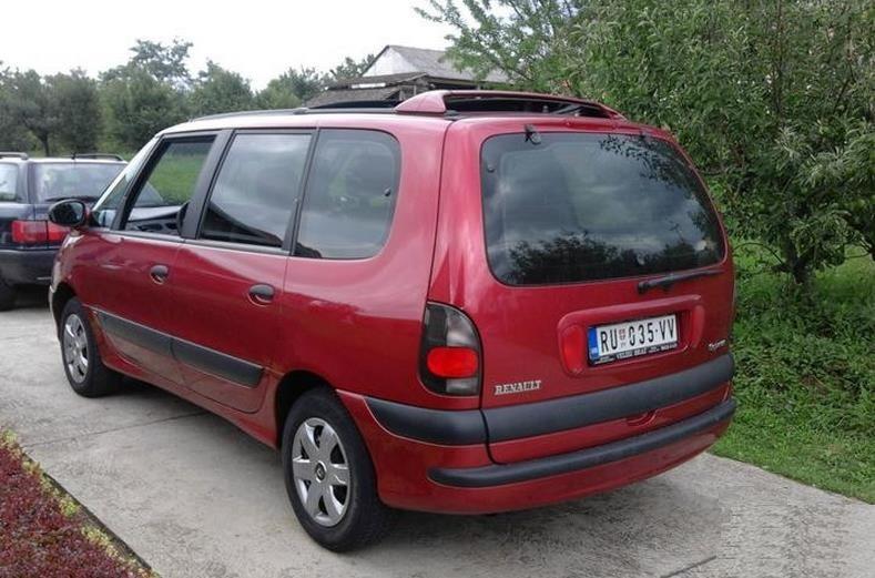 Renault-Espace--01