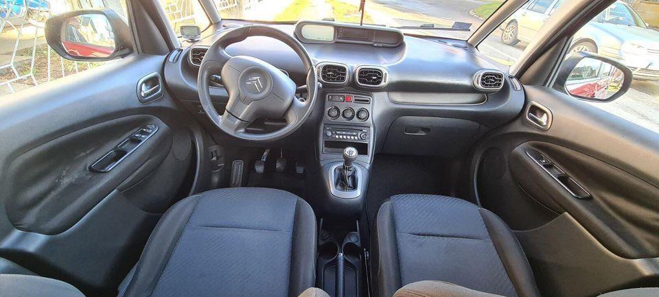 --Citroen-C3-Picasso--