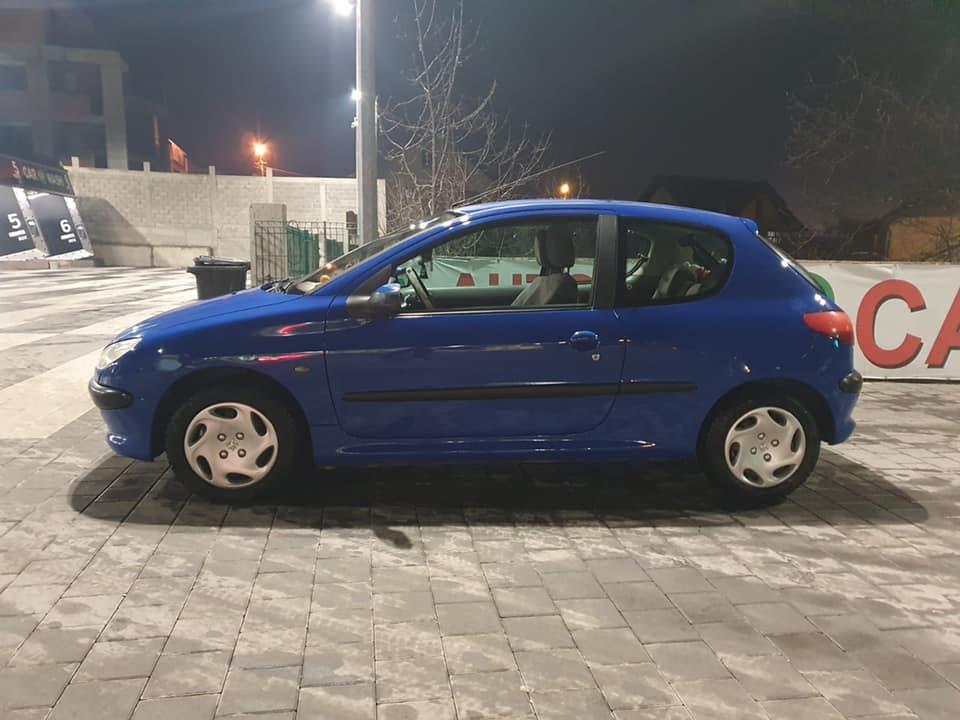 Peugeot-206