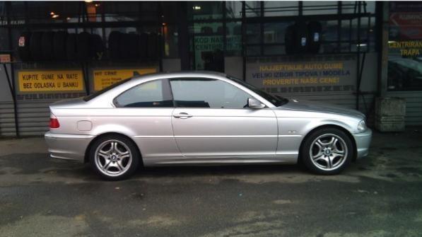 BMW-320-ci--01