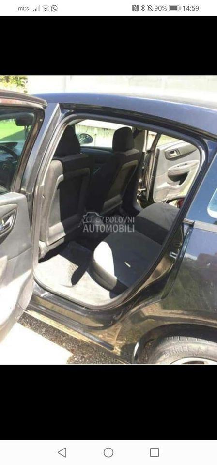 Na-prodaju-Citroen-C4