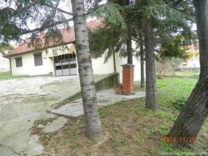 Kuca Beli Potok ispod same Avale,Centar-Povoljno