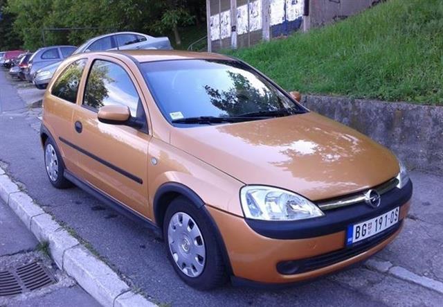 Opel-Corsa-DTI--03