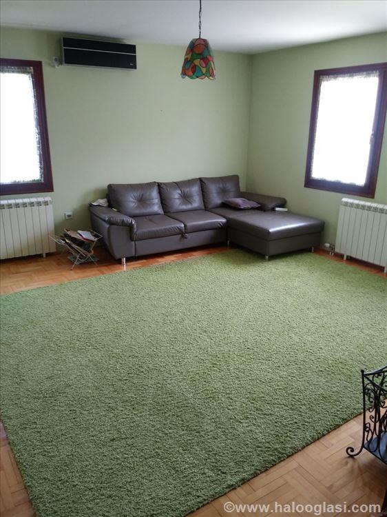 Kuca-Ledine